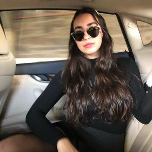 Meet your Posher, Danielle